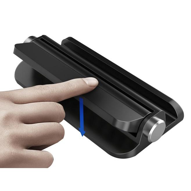 Bảng số kiêm giá đỡ điện thoại trên ô tô