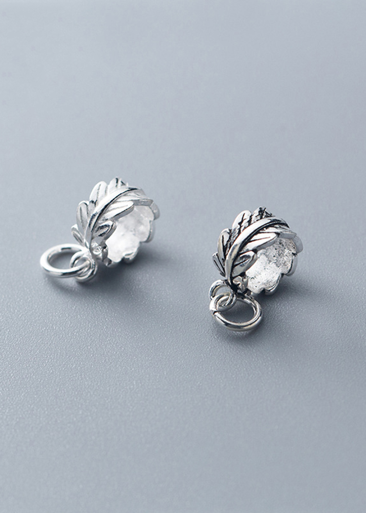 Combo 2 cái charm bạc chiếc lá cuộn tròn gắn charm treo - Ngọc Quý Gemstones