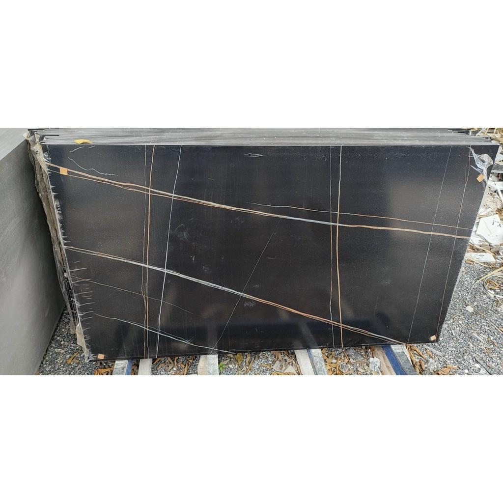 Bàn sofa, bàn trà mặt đá, chân sắt sơn tĩnh điên Tầm Nhìn Mới Ms