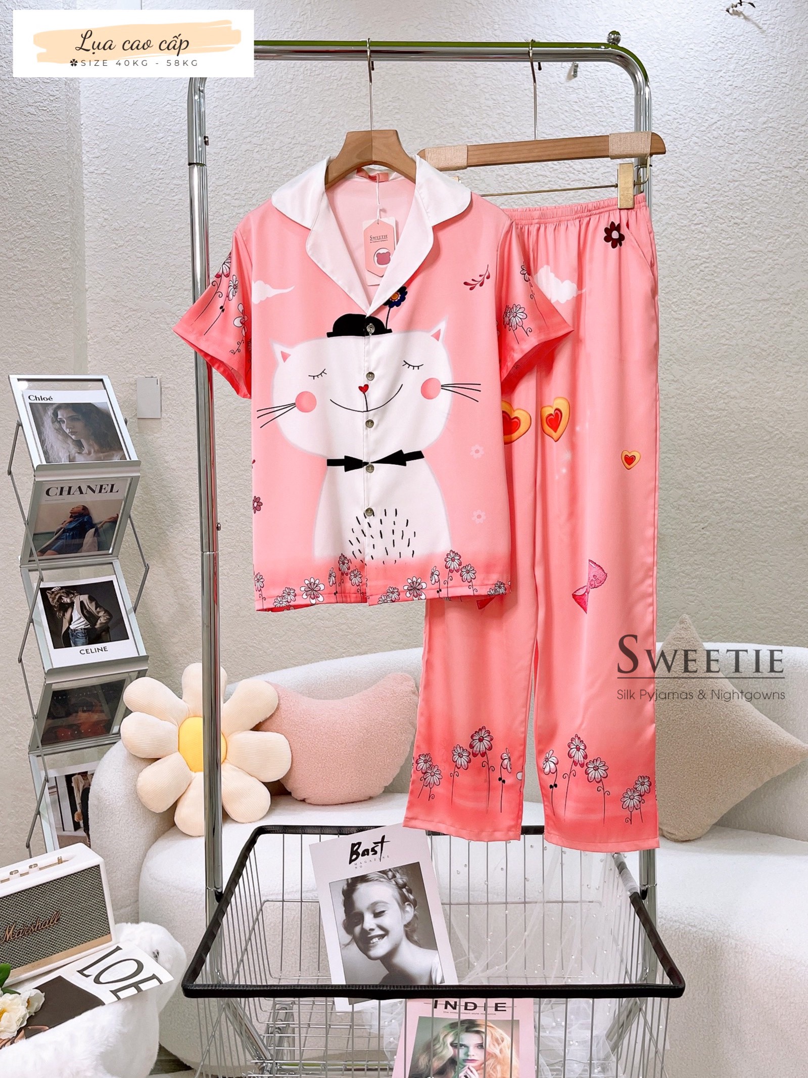 [HCM] (40-58kg) Đồ bộ pijama nữ chất liệu lụa cao cấp đùi TNQN-TNQD-TDQD. gấu lotso-gấu pooh-chuột minnie-vịt daisy-con mèo-mảnh ghép-thỏ dâu-voi con-gấu trắng-doraemon-cún/chó-chim cánh cụt-gấu teddy-cô bé-con mèo