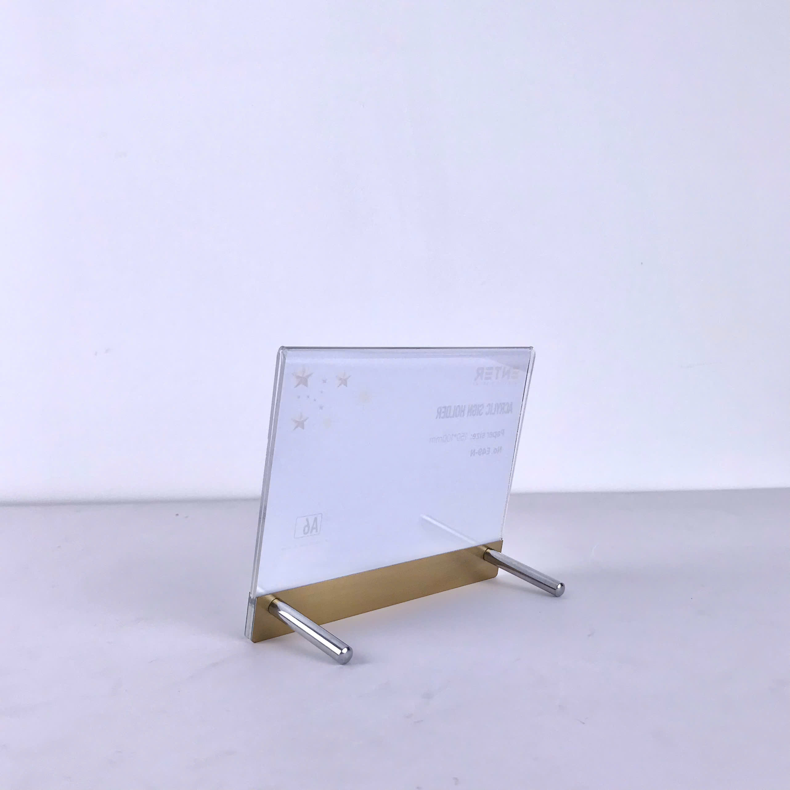 Kệ mica 1 mặt Enter E47-N 300x210mm liên kết bulon A4 ngang, Kệ menu nhà hàng, Standee mica để bàn, Bảng quét mã QR Code