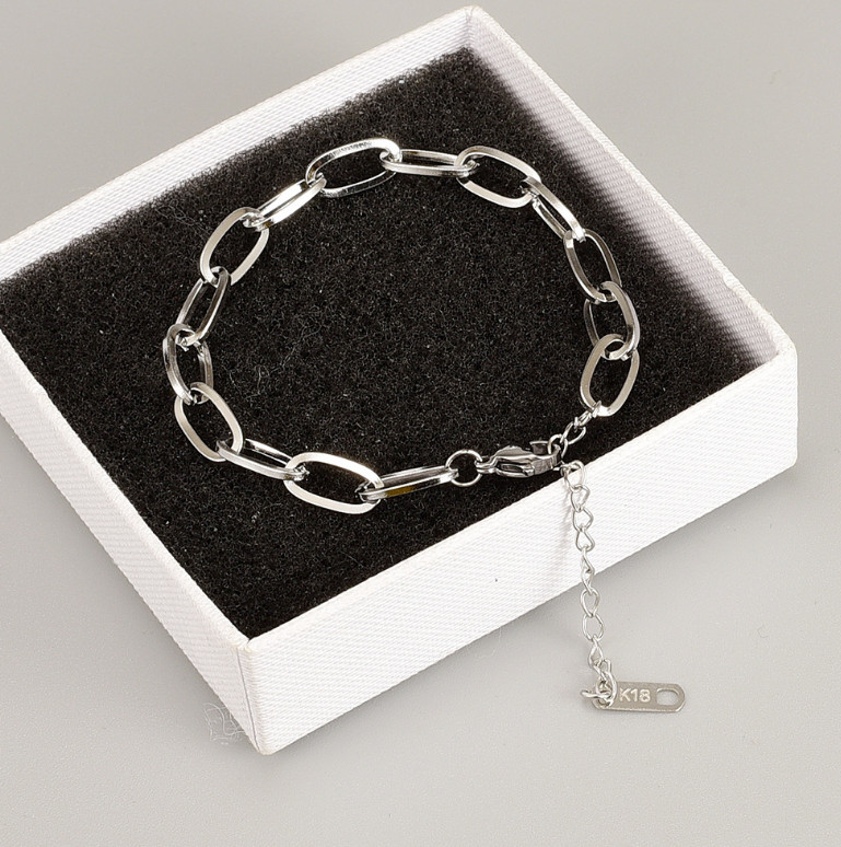 Lắc Tay Dây Xích Titan Ko Đen TT 4386