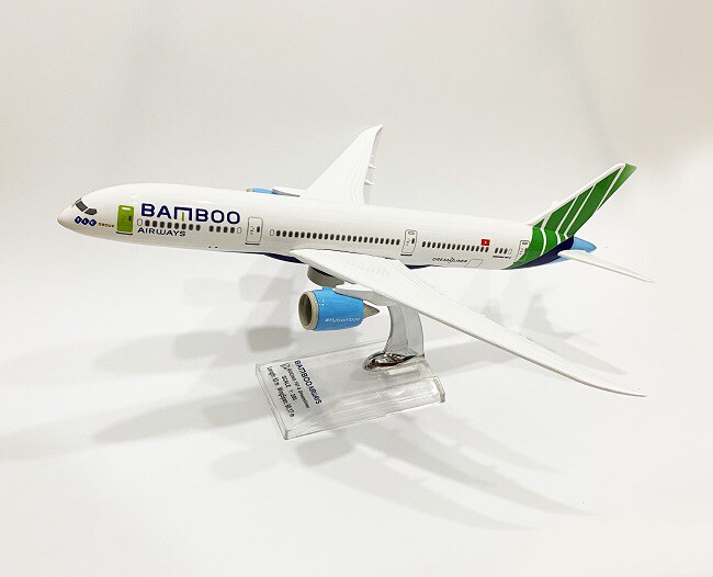 Mô hình máy bay Bamboo Airway Boeing B787 32 cm cao cấp