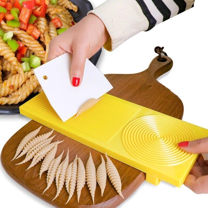 3 Set Spaghetti Macaroni Pasta Maker Rolling Pin Baby Food Supplement Molds Macaroni Making Mold Manual Kitchen Accessories