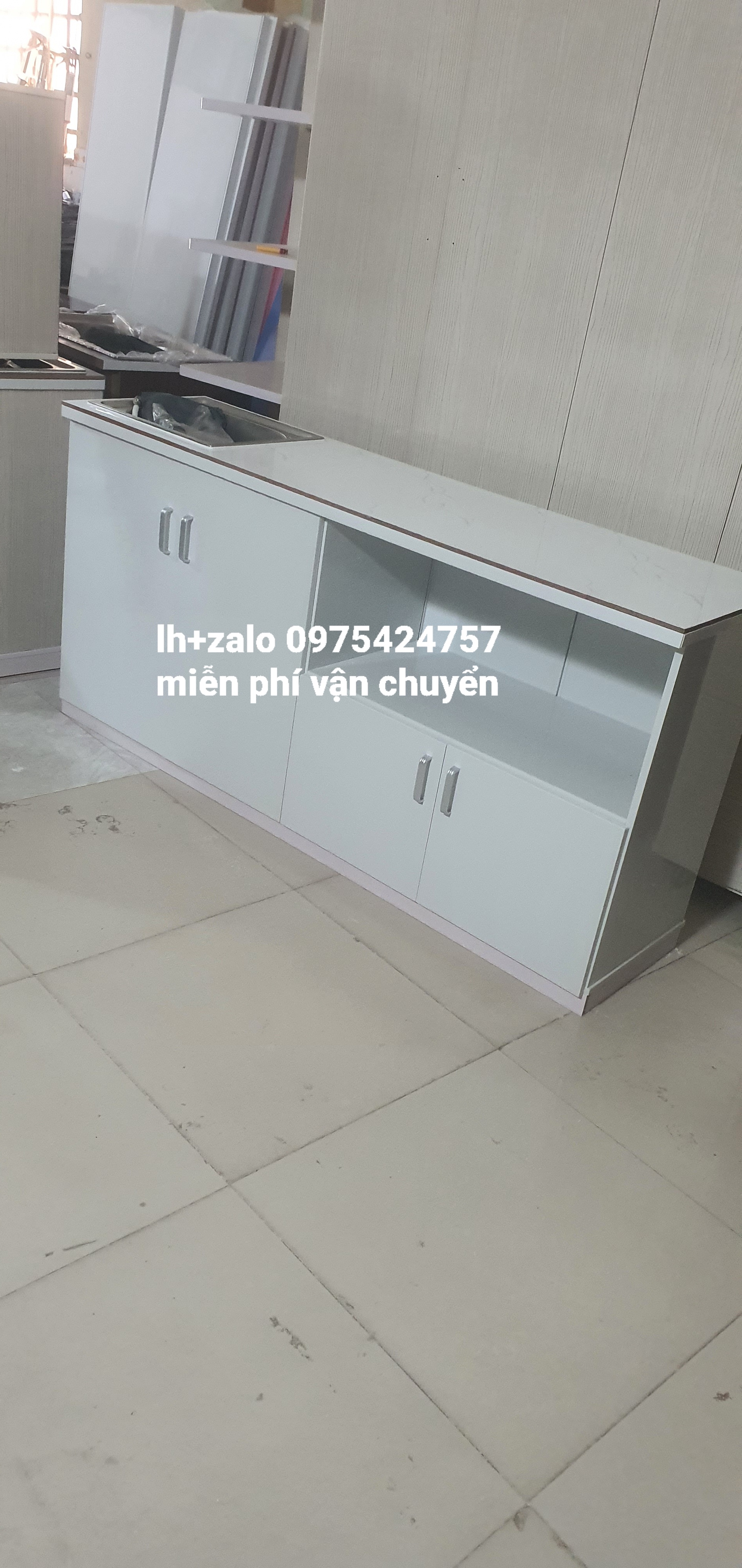Tủ bếp sẵn bồn mặt gạch nhựa đài loan