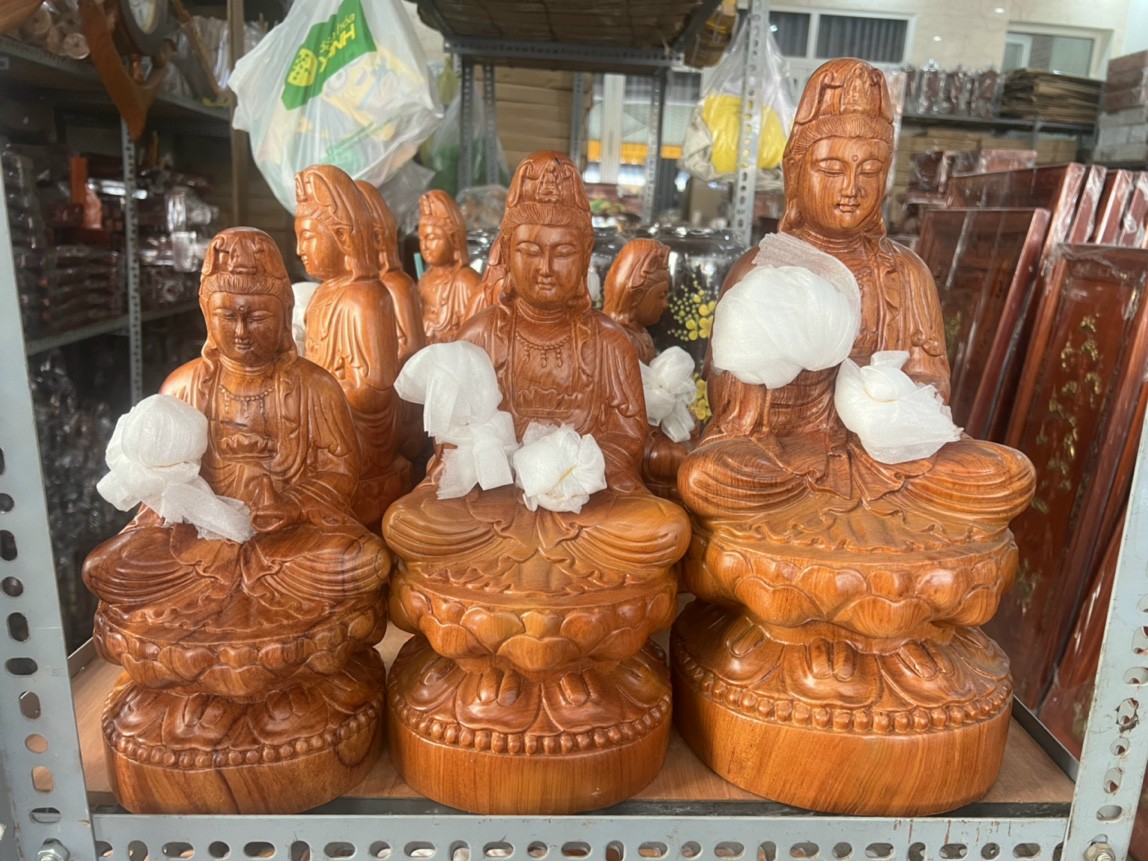 Tượng gỗ mẹ Quan Âm gỗ hương cao 30 cm