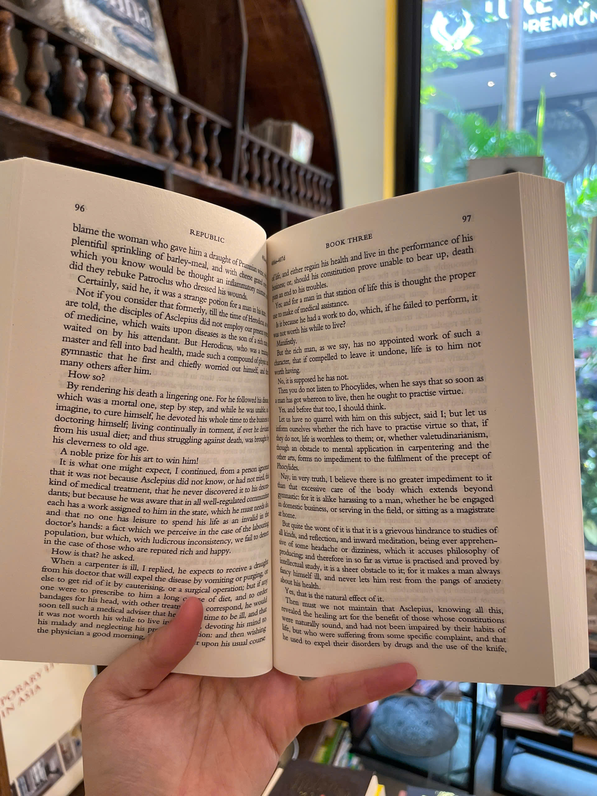 Sách - Republic by Plato - Philosophy/Classics/Nonfiction book in English - Sách Ngoại Văn nhập khẩu