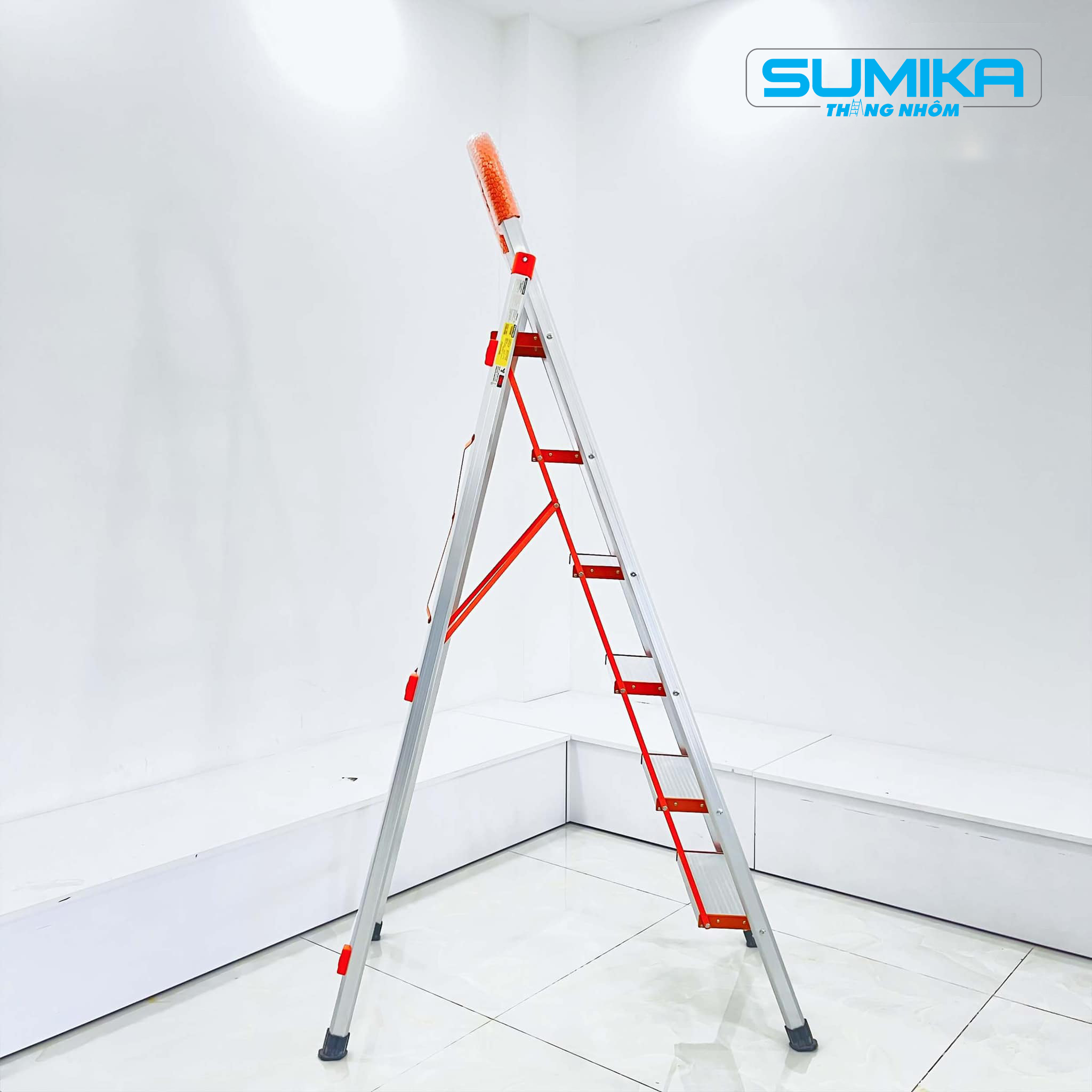 Thang nhôm ghế gia đình 6 bậc SUMIKA SK306 - Chiều cao 1.5m, tải trọng 150kg