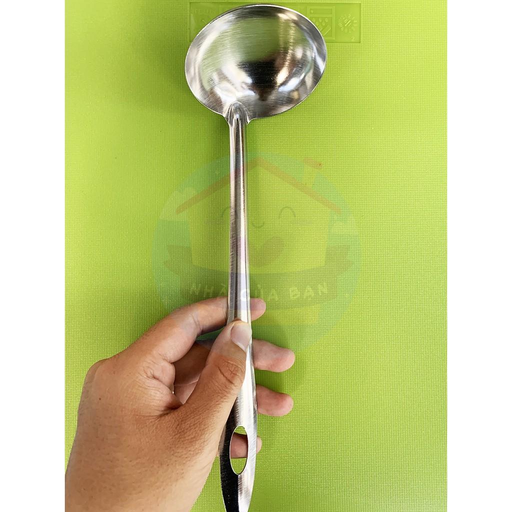 Vá (muỗng) múc canh chất liệu 100% Inox bóng loáng các loại, giá lẻ rẻ như giá buôn - Nhà Của Bạn