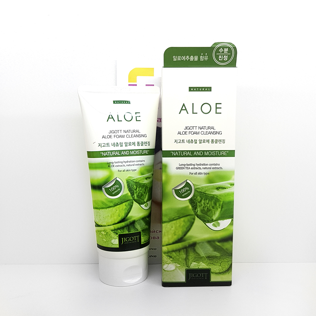 Sữa Rửa Mặt Chiết Xuất Nha Đam -JIGOTT NATURAL ALOE FOAM CLEANSING 180ml