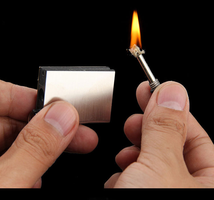 Bật lửa diêm xăng sinh tồn có móc khóa tiện lơi sử dụng xăng zippo