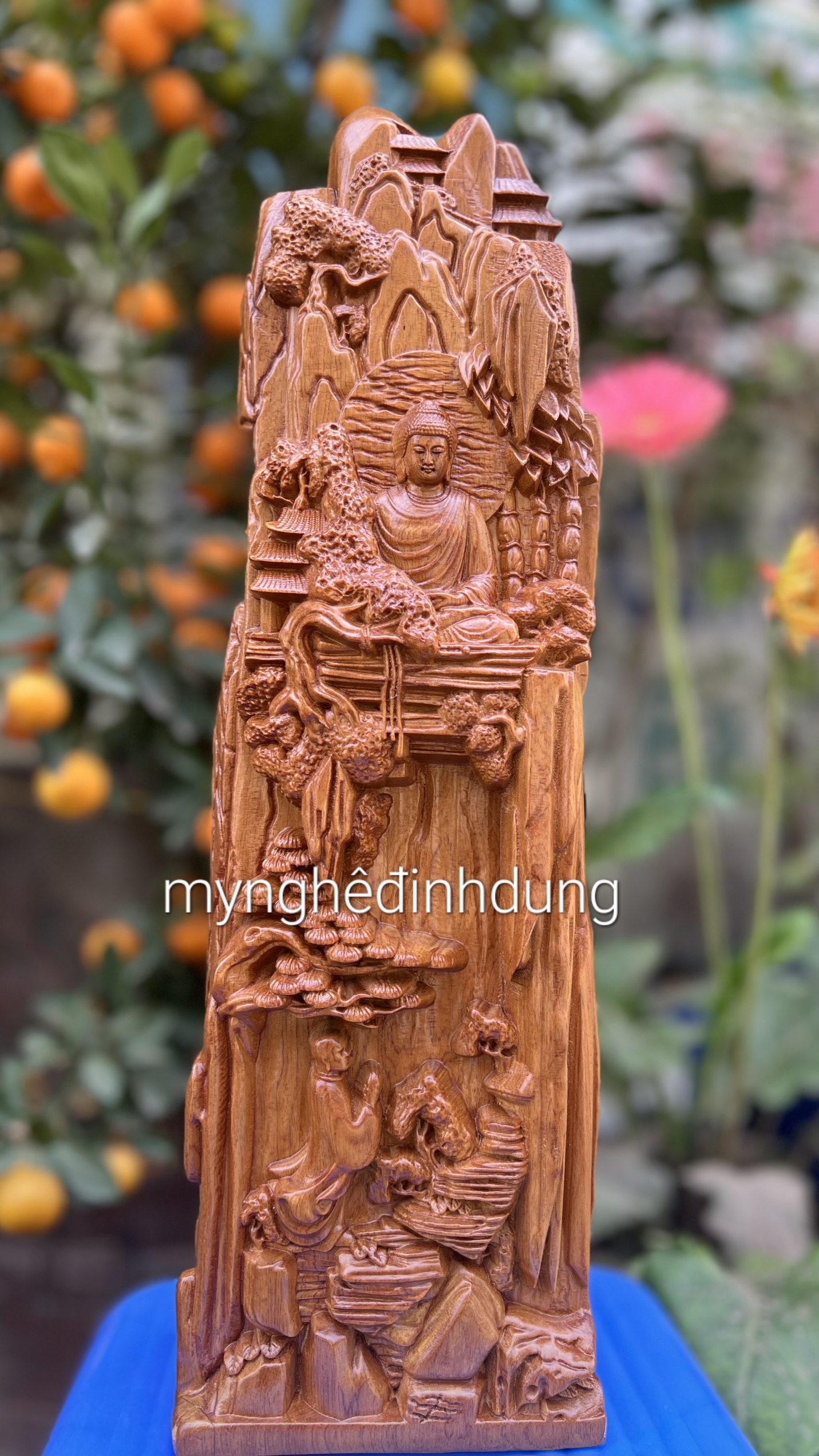 Tượng nhất tâm bái phật bằng gỗ bách xanh liền kt cao 40×12×9cm