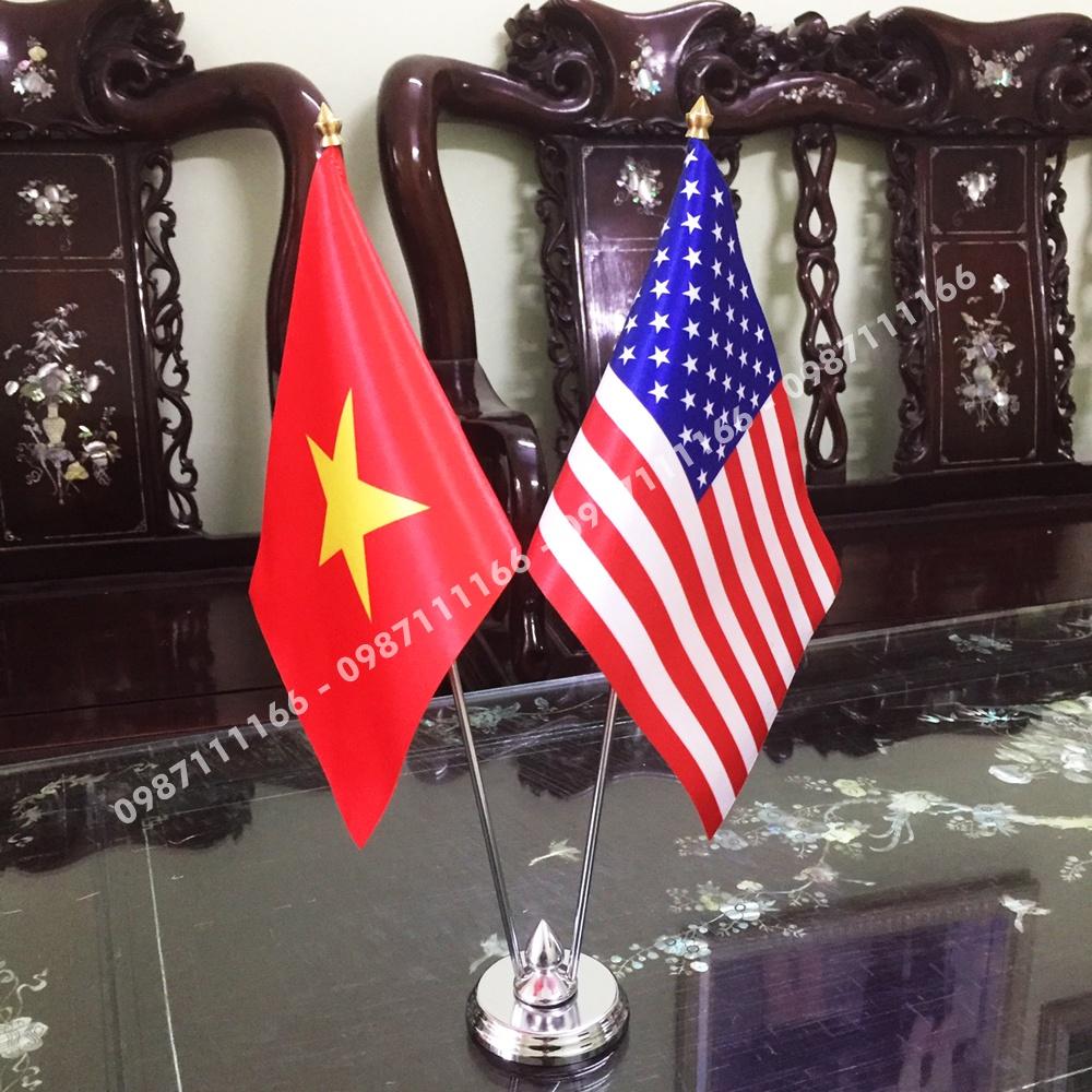 Cờ Để Bàn Đế Thép Loại cắm 2 cờ Việt Nam - Mỹ