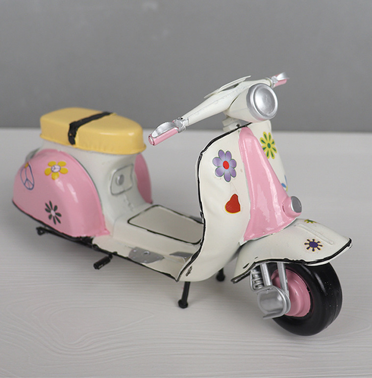 Mô Hình Xe Vespa Vintage - Mô Hình Thủ Công - Quà Tặng - Décor Home - Décor Quán Cafe