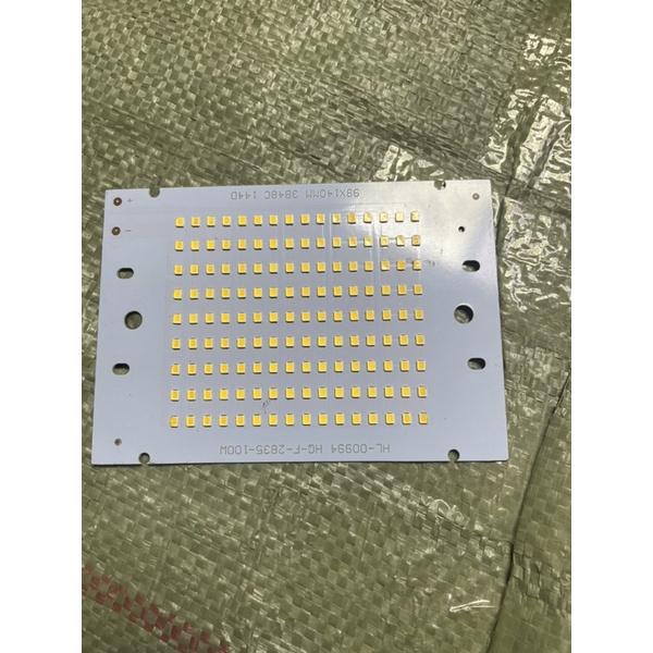 Chip led 2835 dùng cho pha led 50% công suất