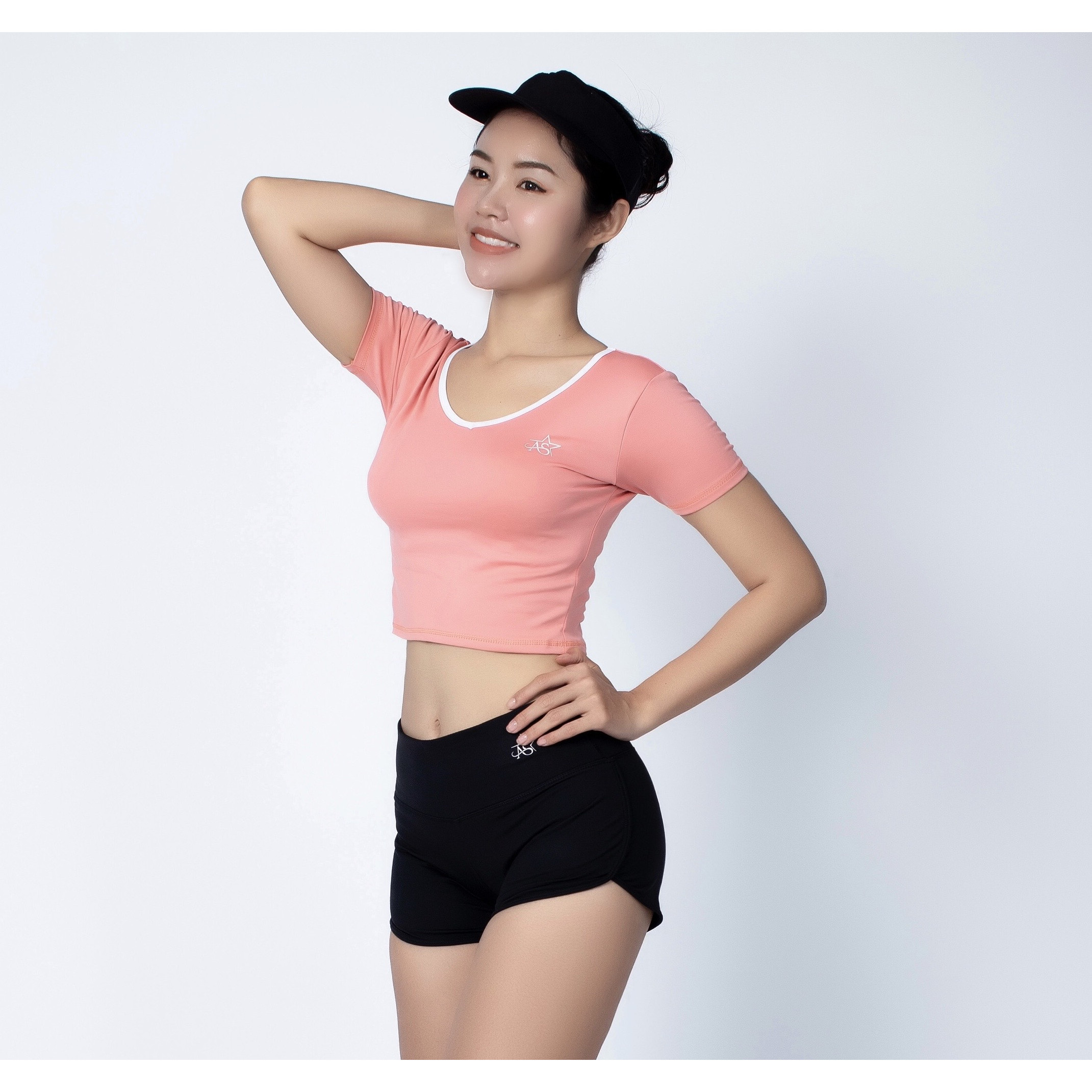 Bộ thể thao nữ quần short chữ V áo croptop có tay màu Cam - DN110