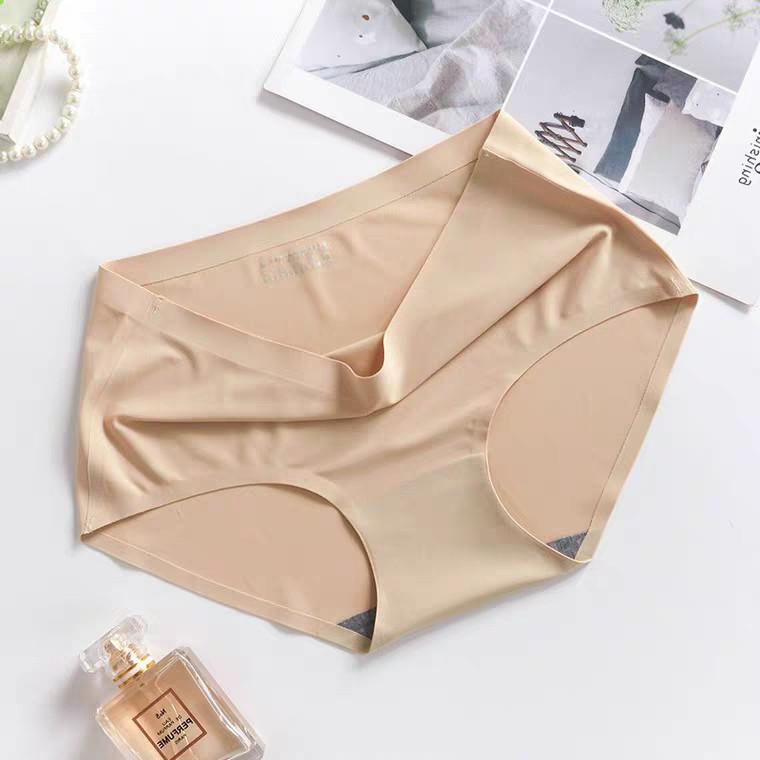 Quần lót su đúc không đường may