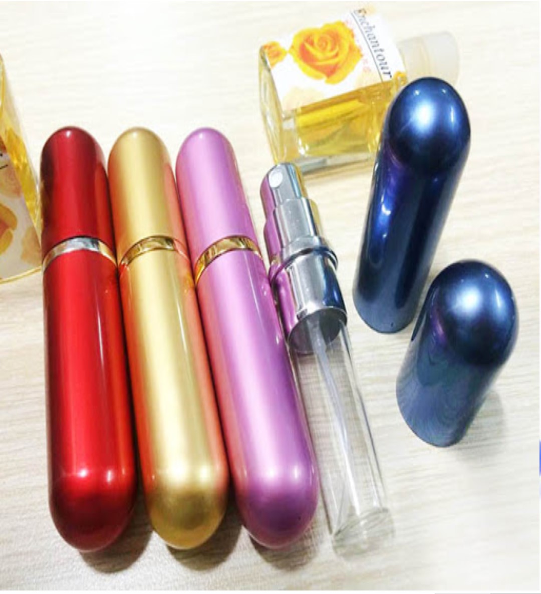 Lọ chiếc dung dịch nước hoa 5ml phun sương nhỏ gọn tiện dụng PKS