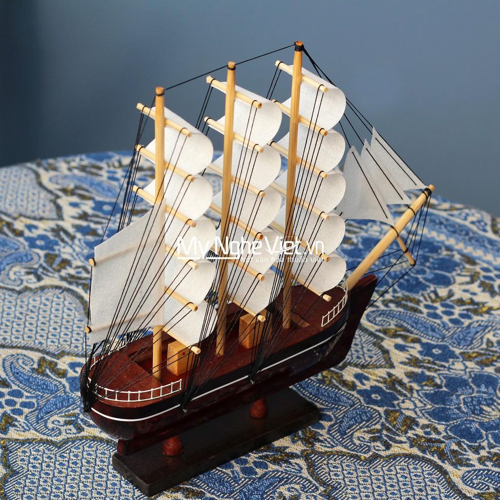Mô hình thuyền buồm France II Mỹ Nghệ Việt 28cm MNV-TB80