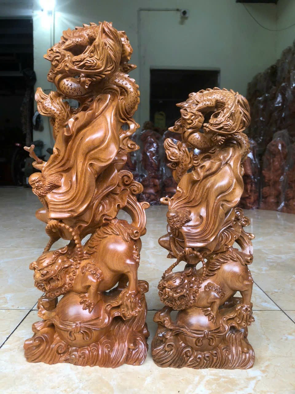 Tượng đạt ma sư tổ bằng gỗ bách xanh thơm ngọt kt cao 50×17×10cm