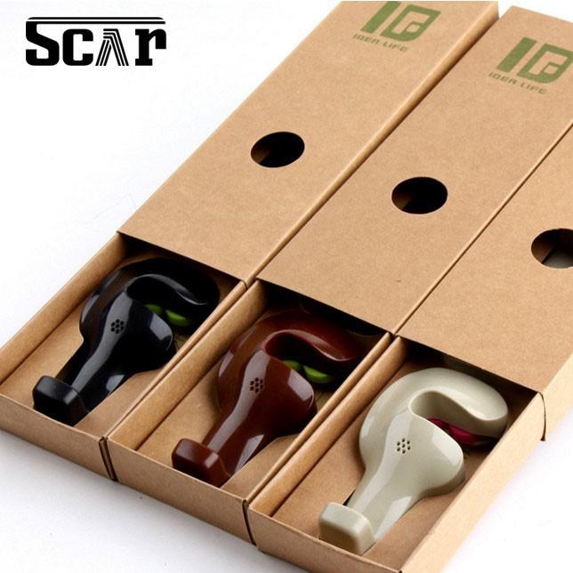 Móc treo đồ ô tô gài sau ghế - M004