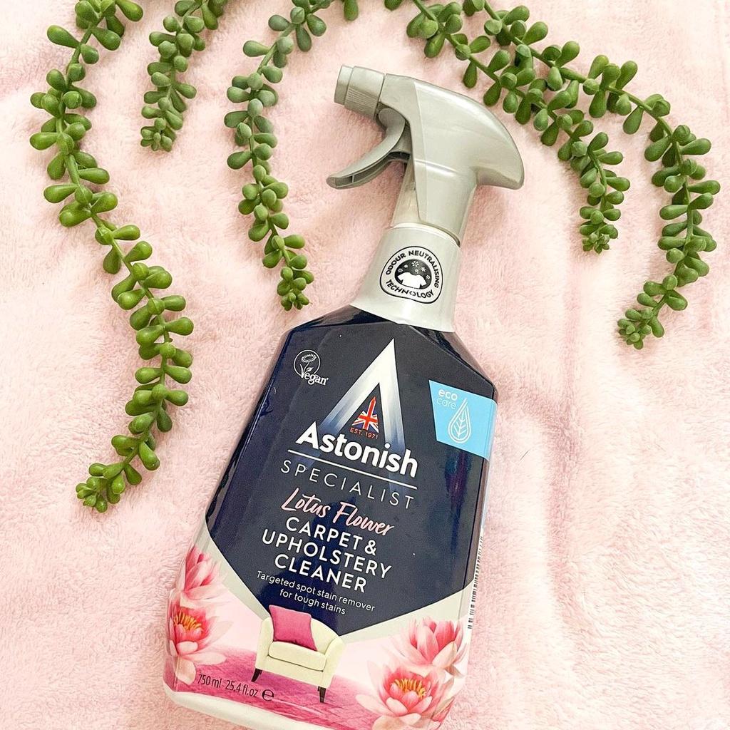 Bình xịt tẩy ni thảm Astonish C6720 750ml chuyên làm sạch cực mạnh các vết bẩn từ bên trong sợi nỉ ghế sofa phòng khách, gối nỉ, ghế nỉ ô tô