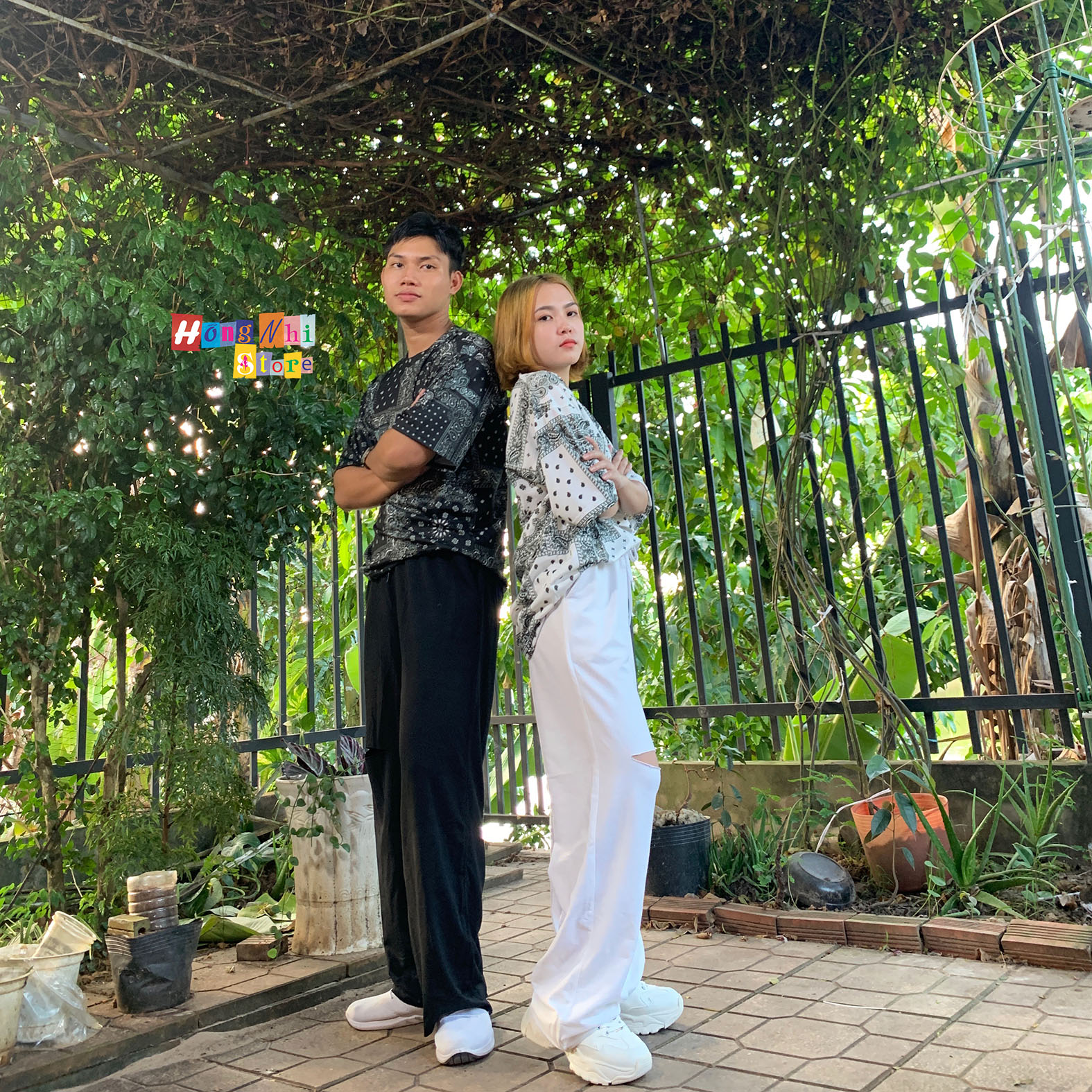 Quần Ống Rộng Rách Gối Màu Trắng Lưng Thun Culottes Ulzzang Unisex - MM