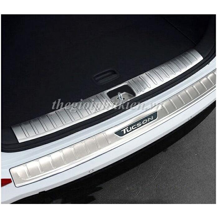 BỘ SẢN PHẨM Nẹp bước chân và ốp chống trầy cốp Hyundai Tucson 2019 - Mẫu Inox