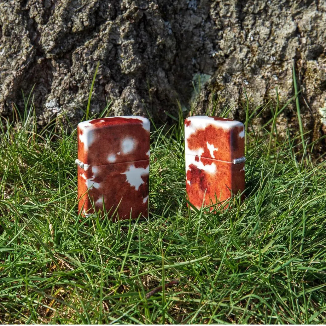 Bật Lửa Zippo Chính Hãng Mỹ Cow Print Design  – Thiết Kế Da Bò Độc Bản, Chống Gió, Quà Tặng Đẳng Cấp