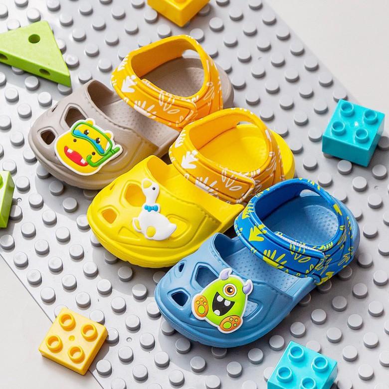 Freeship Dép quai hậu cho bé, sandal Cheerful Mario siêu nhẹ để chống trơn trượt SDM3