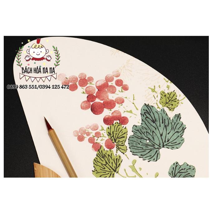 Quạt cổ trang Giấy Lụa 2021 Họa tiết màu nước sơn thủy 2 mặt nan gỗ - Cán gỗ - Tua rua Nana Shop