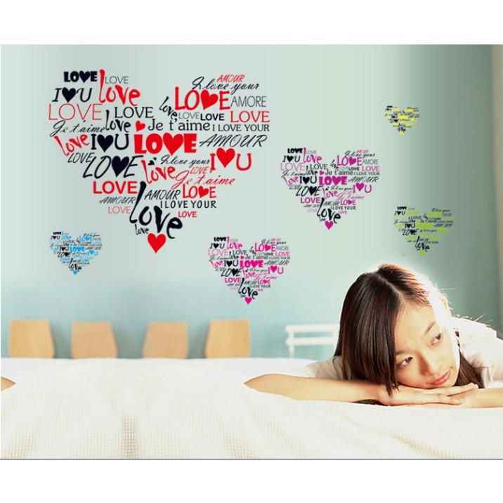Decal trang trí tường hình Trái Tim chữ LOVE