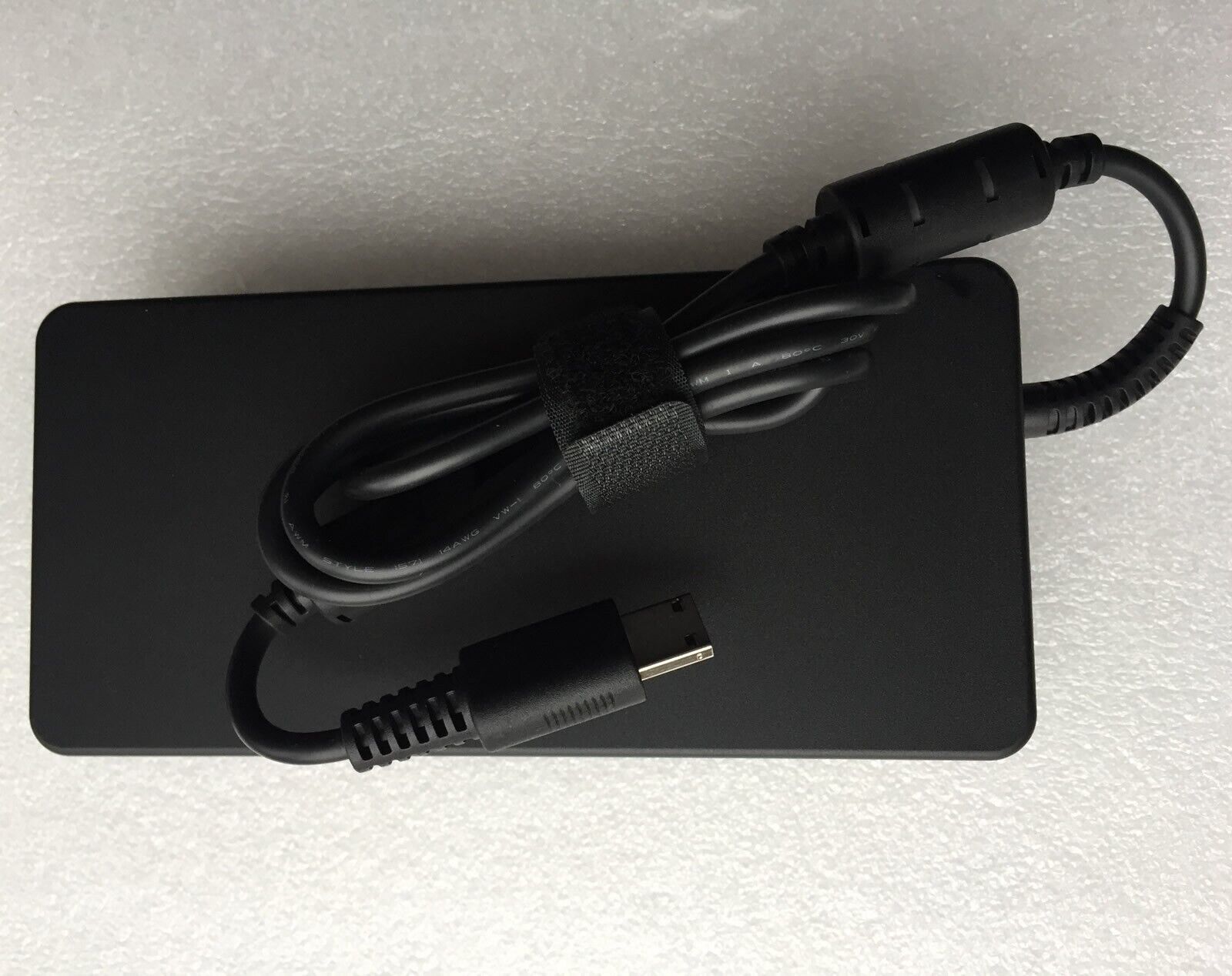 Sạc dành cho Laptop MSI GP76 Leopard 10UH/RTX3080 Chicony 280W 20V AC Adapter Type USB 3-prong