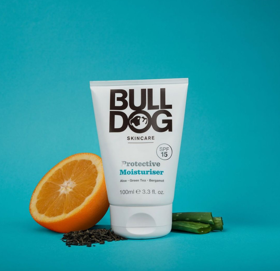 Kem dưỡng chống nắng Bulldog Protective Moisturiser SPF15 100ml