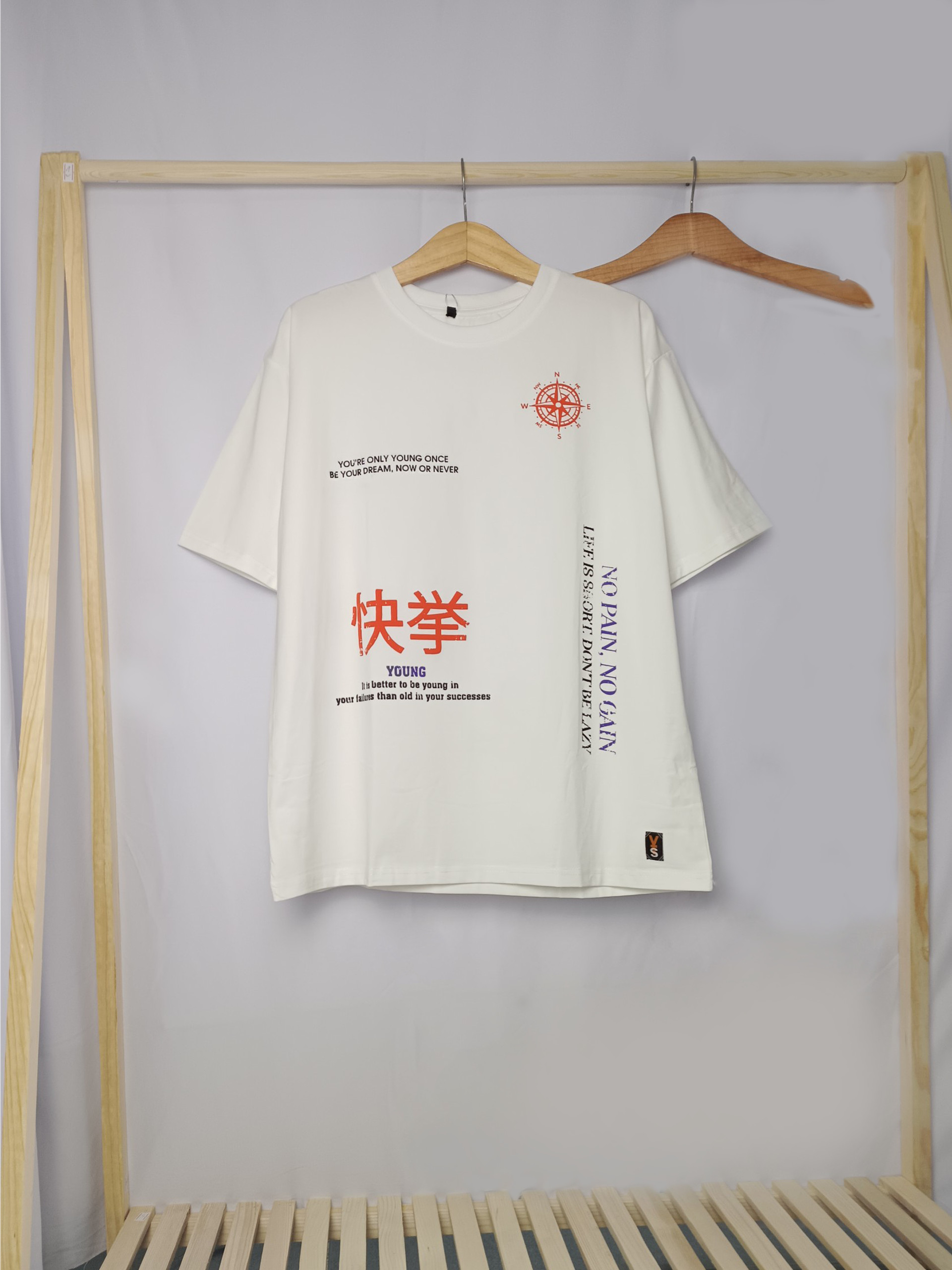 Áo thun tay lỡ unisex BE STRONGER chất liệu cotton 100% co dãn 4 chiều thấm hút tốt.