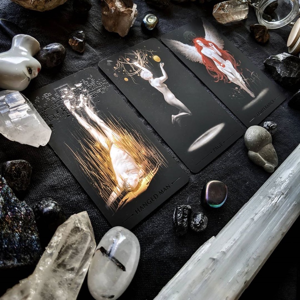 Bộ bài True Black Tarot