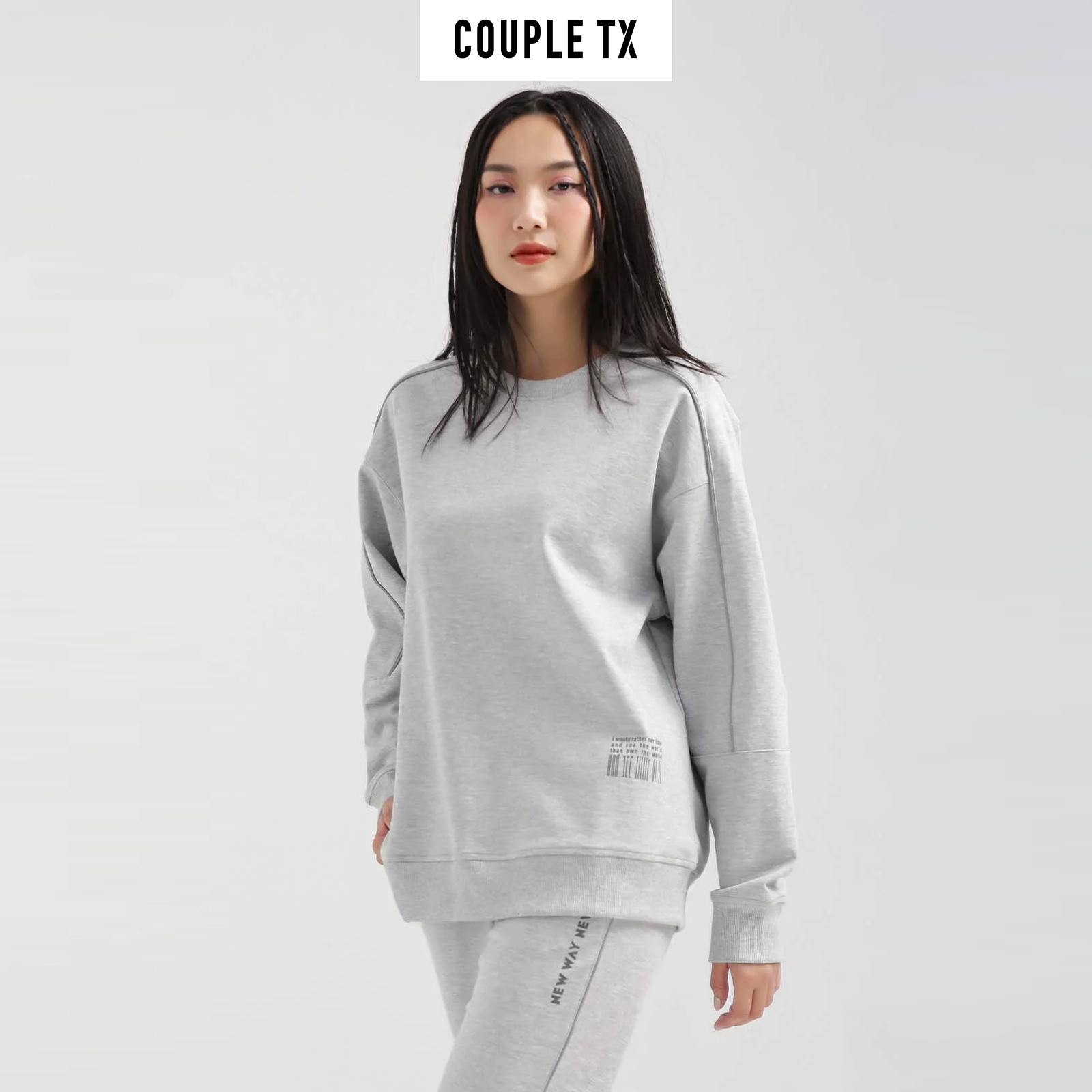 COUPLE TX - Áo Sweater Nữ In Phản Quang Thân Sau WSW 2016