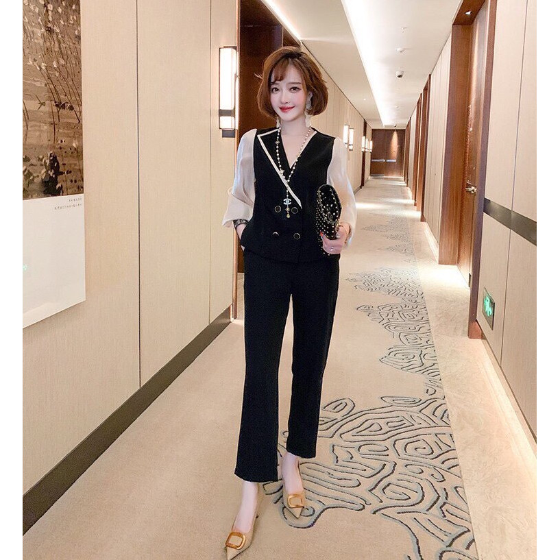 Set vest phối tay voan đính nút