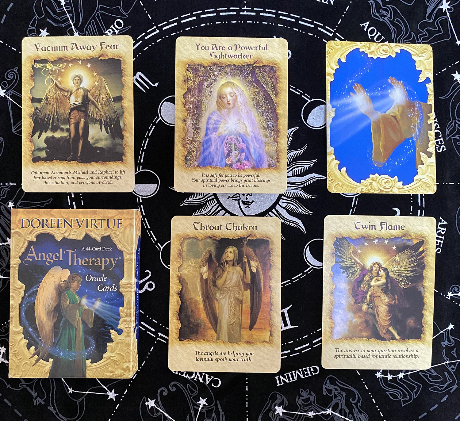 Bộ Bài Bói Tarot Angel Therapy Oracle Cards New Đẹp