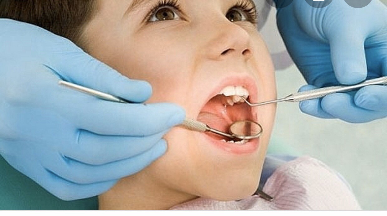 Nha Khoa Nhật Nguyệt SG - Tẩy Trắng Răng