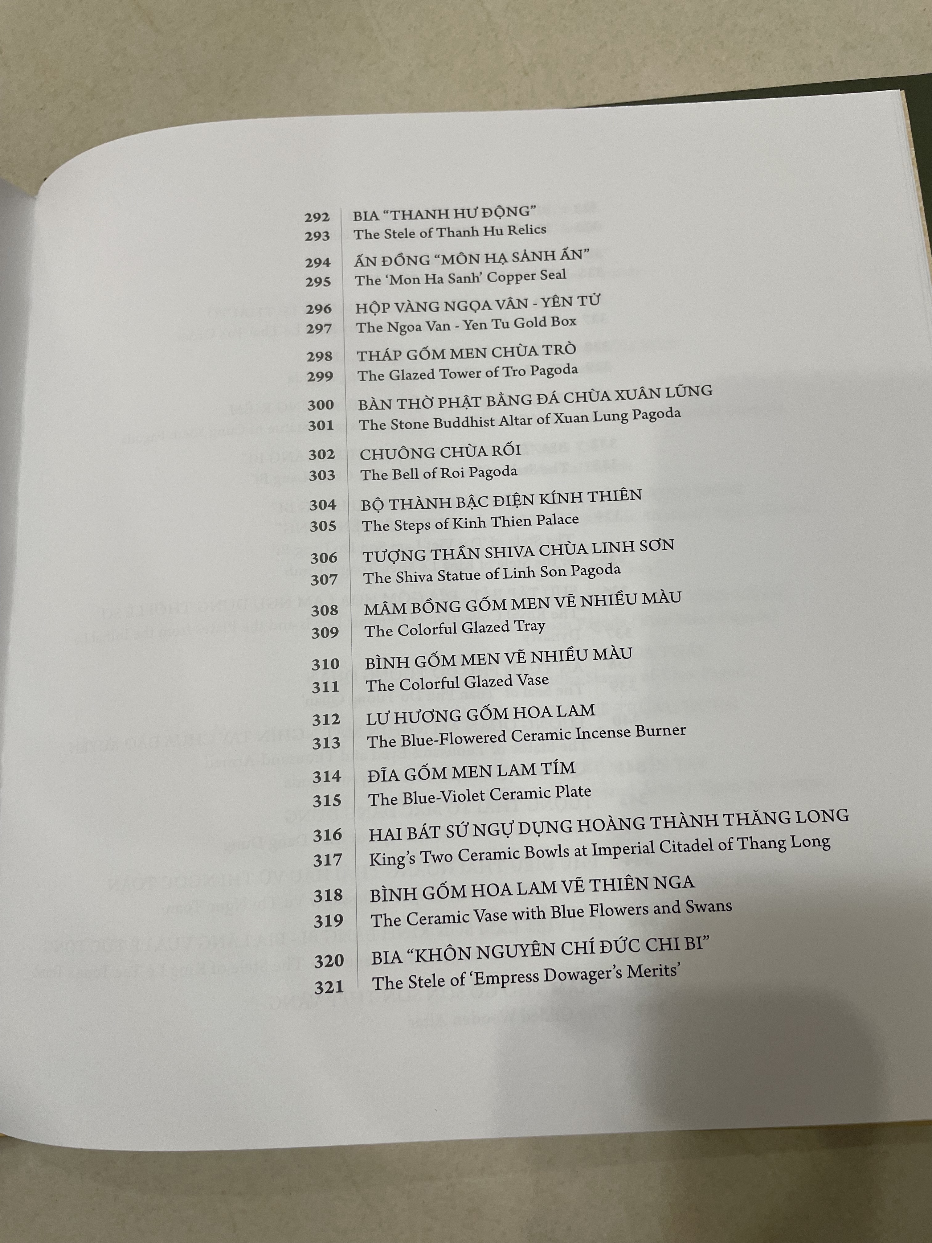 Ngàn năm văn hiến quốc gia Việt Nam (Bìa cứng in màu)