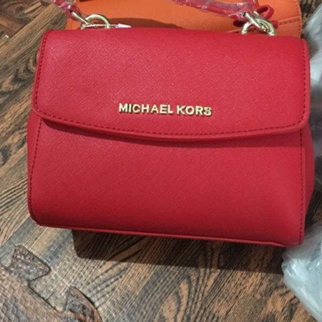 Túi xách MK size 20 6012A