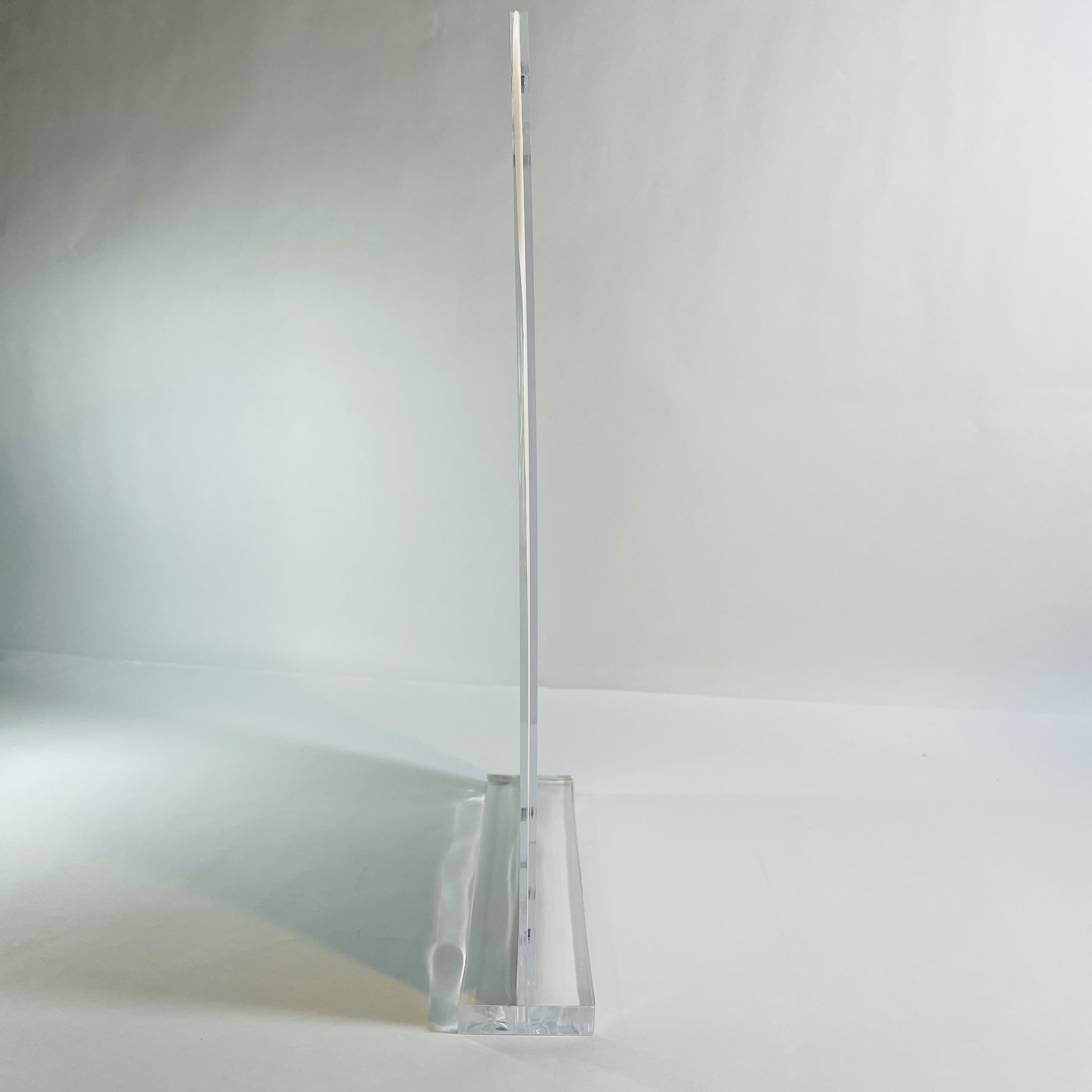 Bảng tên mica chức danh mica để bàn A4 đứng mica cao cấp T808