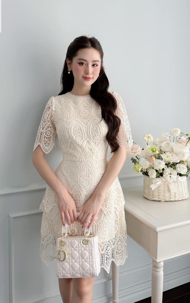 Đầm xòe dự tiệc ren hoa cổ tròn siêu xinh