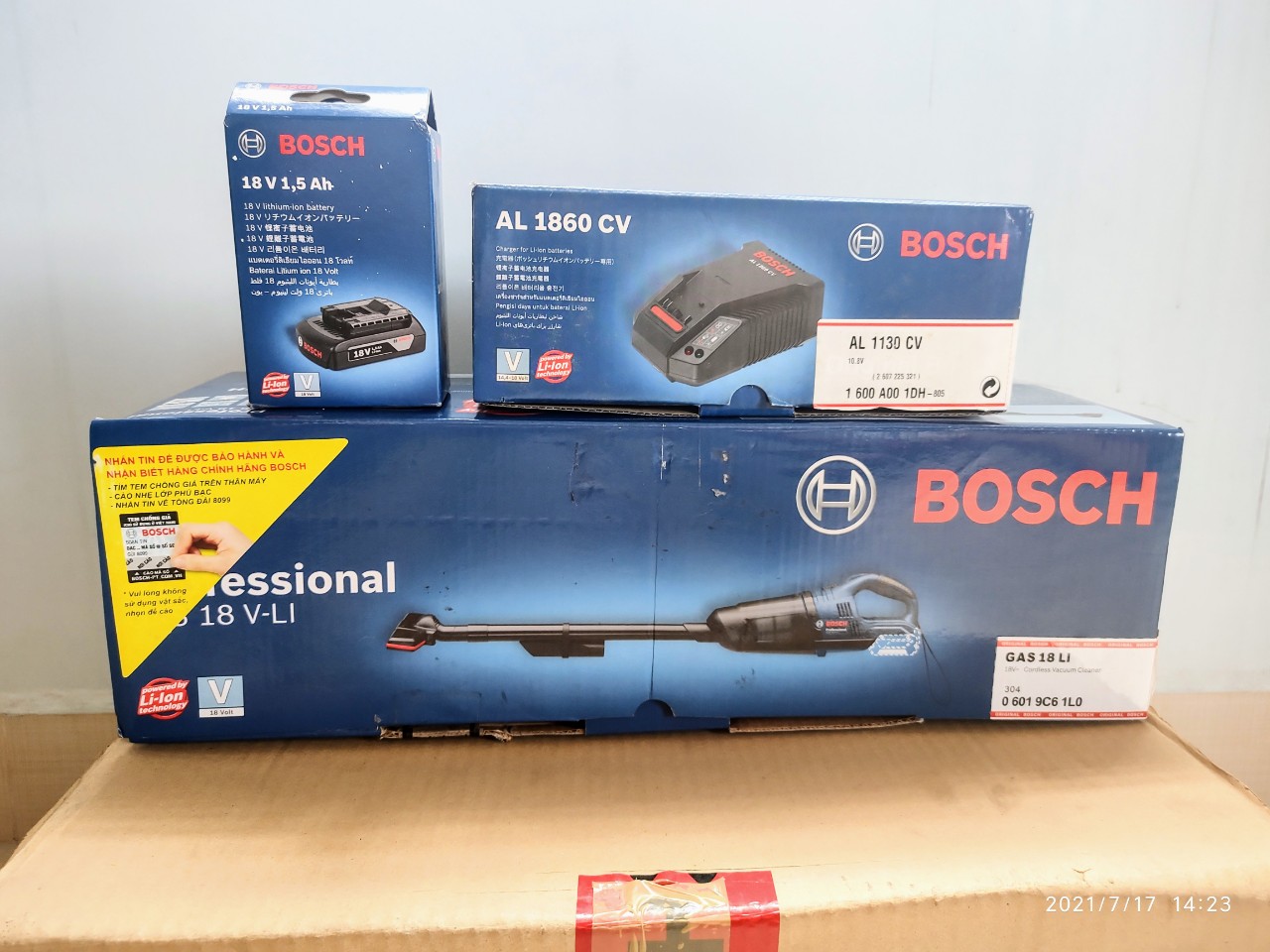 Máy Hút Bụi Không Dây Chính Hãng Bosch. GAS 18V-LI Set (06019C61L0) - Chuyên dùng cho xe ô tô