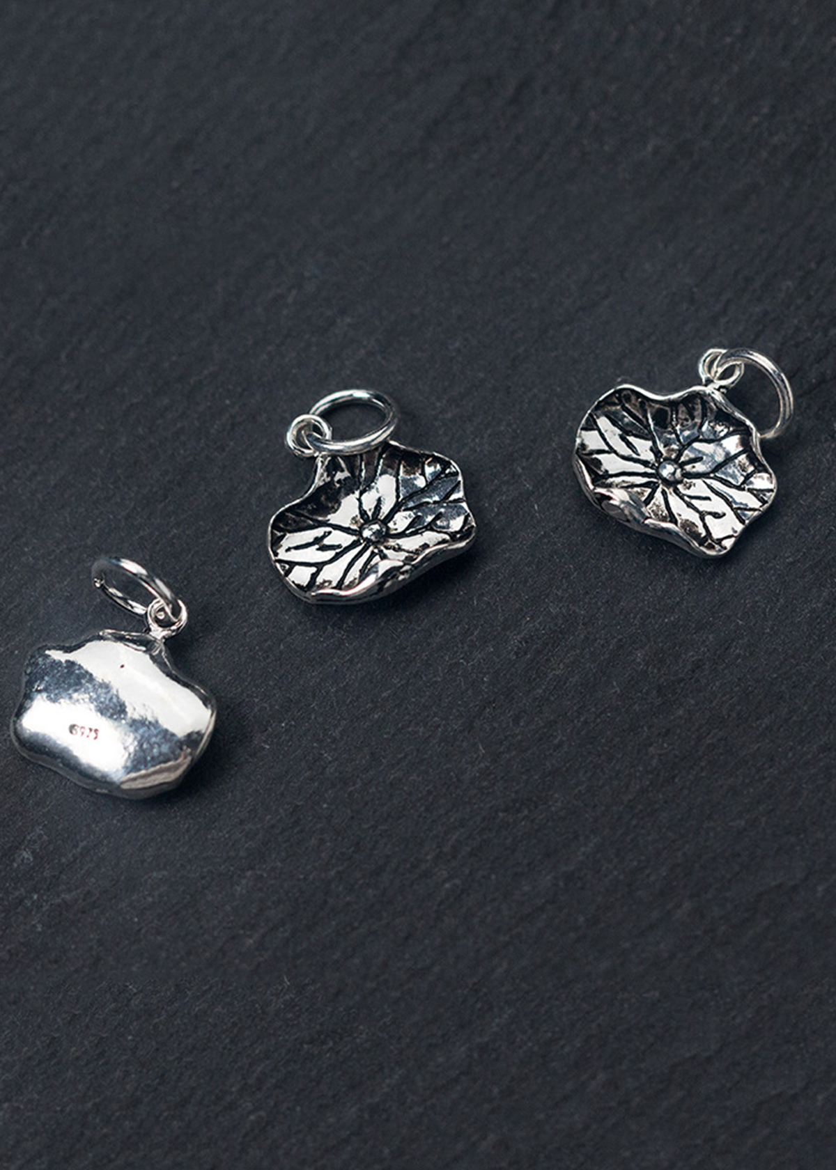 Combo 3 cái charm bạc hình lá sen treo - Ngọc Quý Gemstones