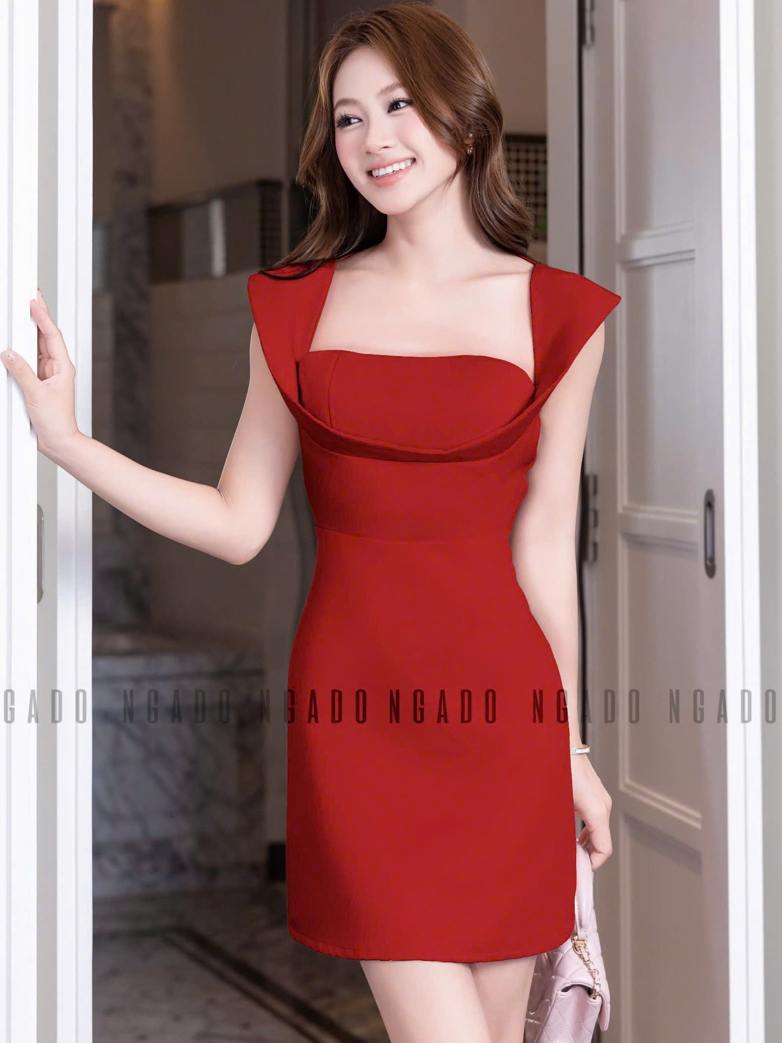 Đầm đỏ cổ đổ cúp ngực NGADO , đầm kiểu Nữ , đầm dạo phố , dự tiệc