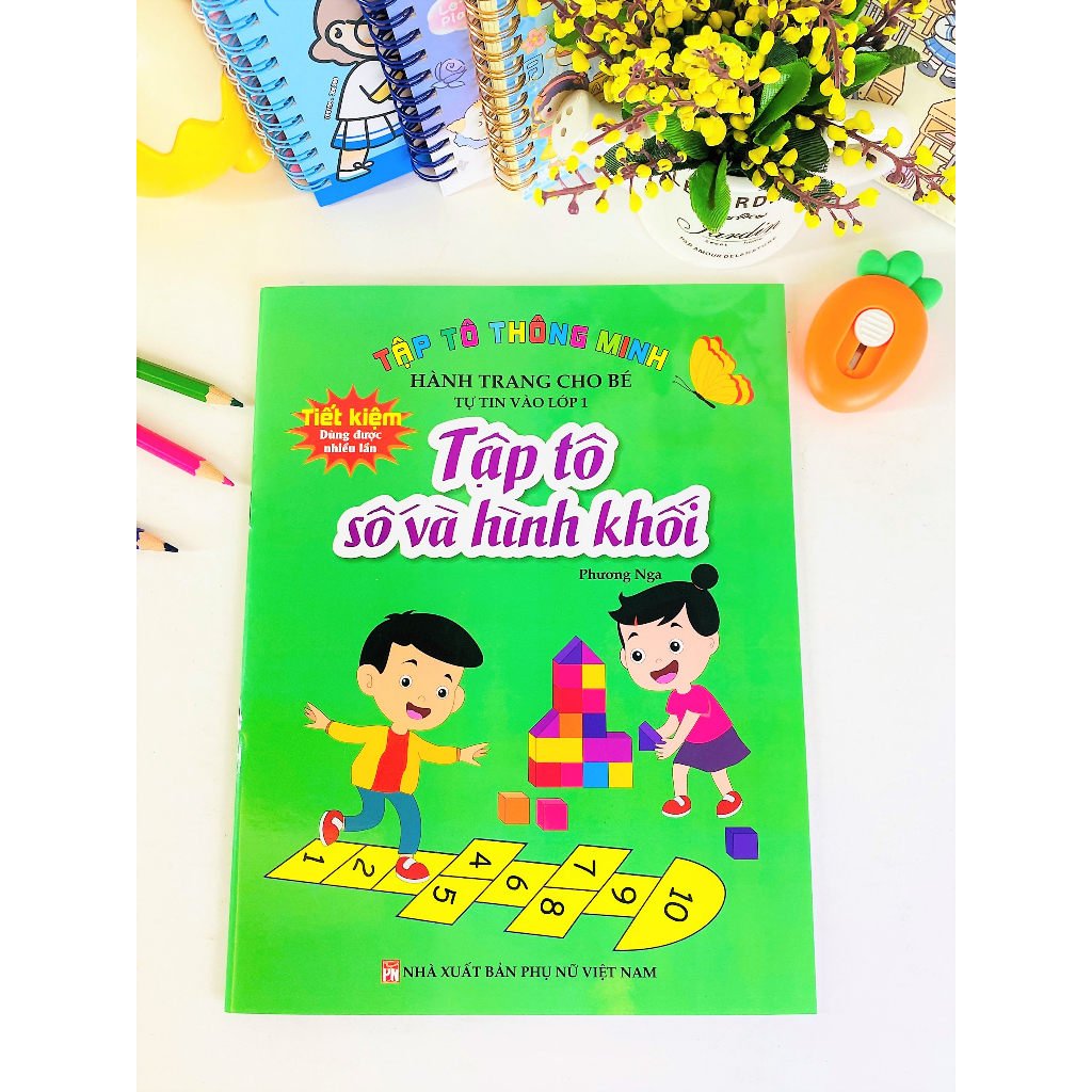 Sách - Combo 2 cuốn Tập tô thông minh: Tập tô số và hình khối - Tập tô chữ cái (Hành trang giúp bé tự tin vào lớp 1)