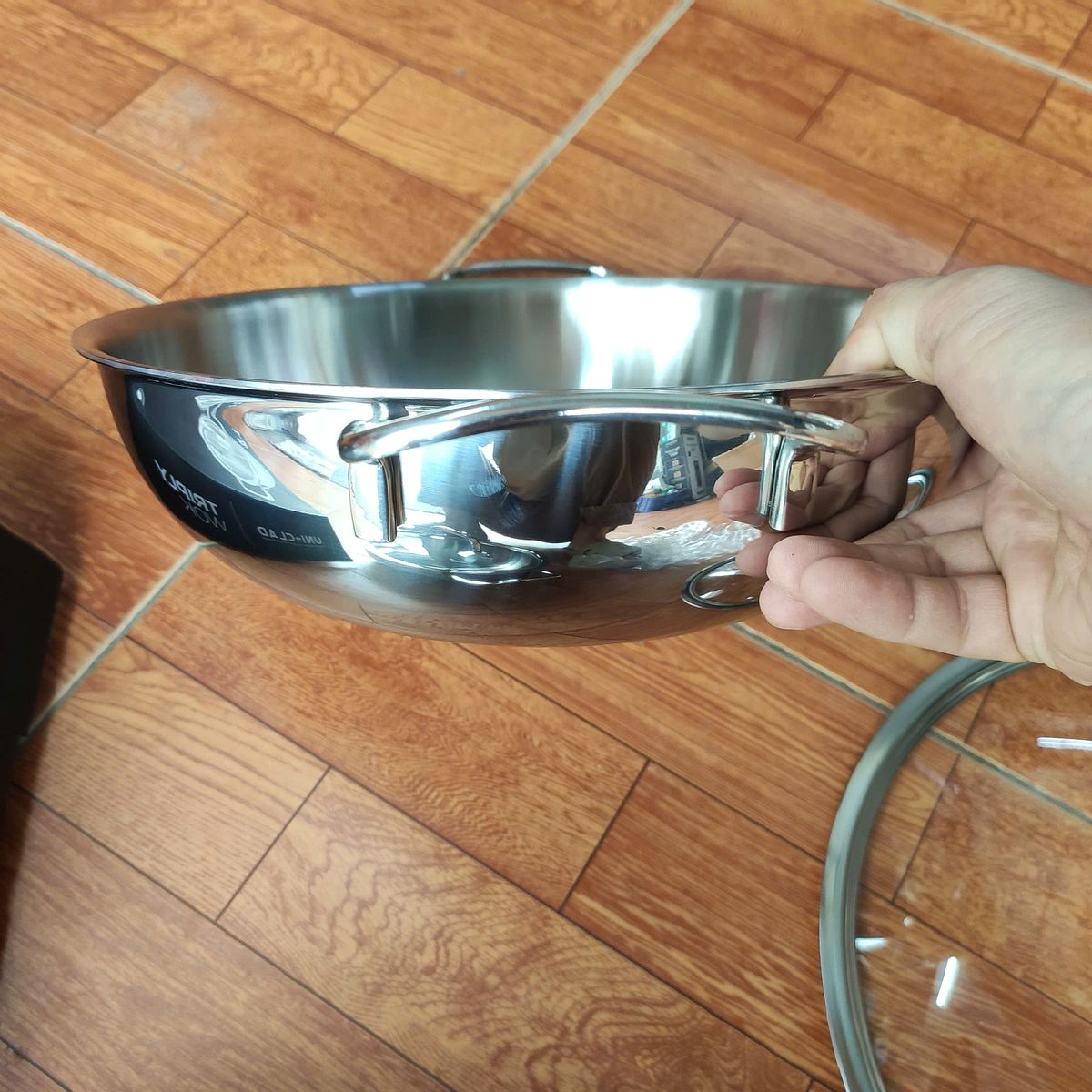Nồi lẩu Inox 304 đúc liền 3 lớp 2 quai Hàn Quốc Uni-Clad size 22cm/ 26cm vung kính