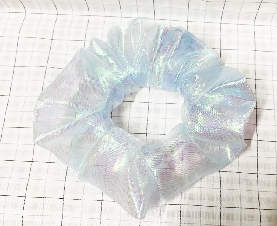 Dây cột tóc scrunchies mẫu mới màu xanh ngọc ánh kim - cột tóc màu hot